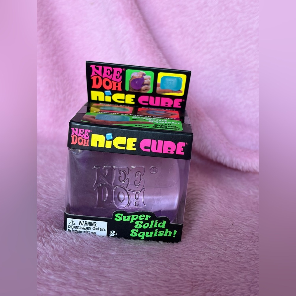 Brand new authentic needoh nice cube (purple)